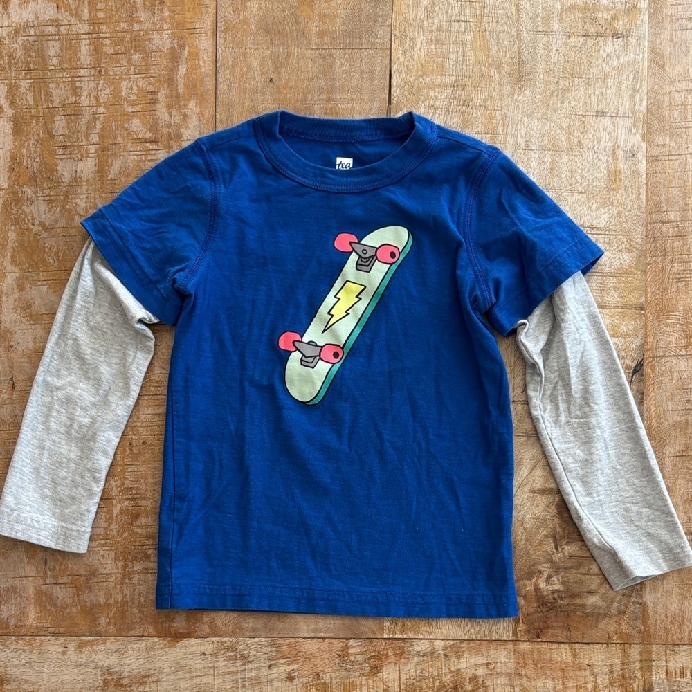 Tea Collection Boys Skateboard Tee size 4